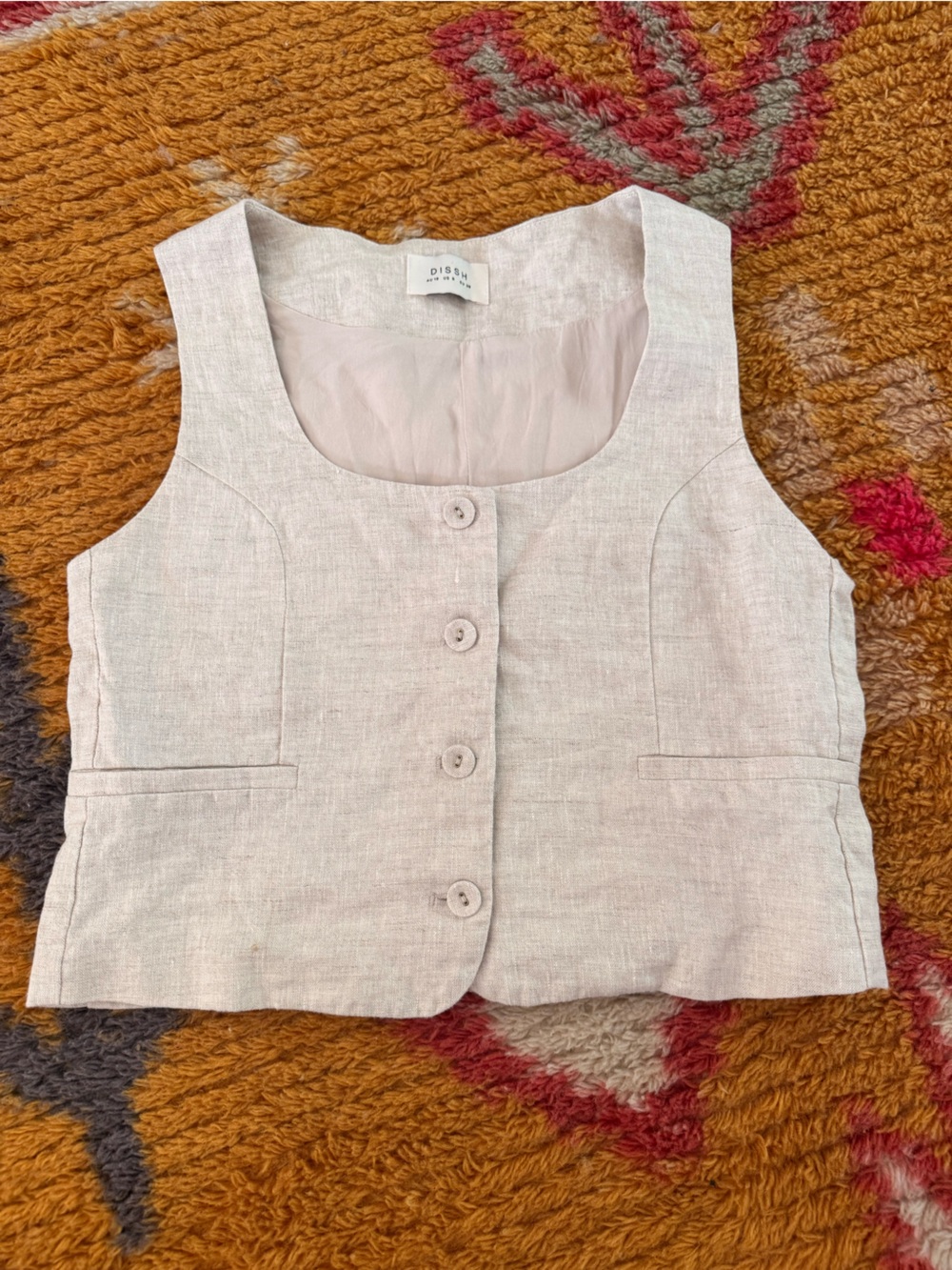 Dissh linen button down vest